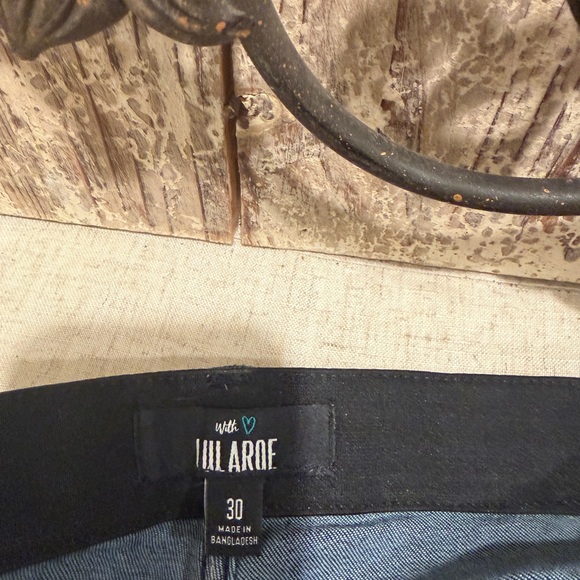 LuLaroe jeans - size 30 Lularoe Women's High Rise Straight Leg Stretch Jeans - Picture 3 of 5